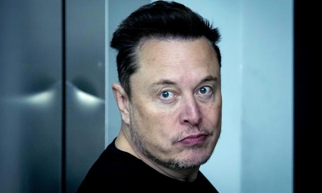 Tesla-chefen Elon Musk i mars i år.