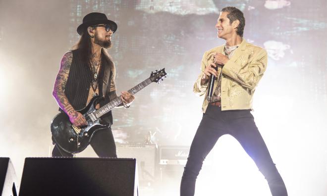 Jane's Addiction tar paus efter att Dave Navarro och Perry Farrell drabbat samman på scenen. Arkivbild.