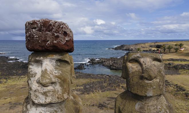 Rapa Nui, eller Påskön, är mest känd för sina gigantiska stenstatyer. Arkivbild.