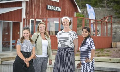 Tilde Wickström, Tina Sjövall,  Harriet Strandvik, och Kumari Khushbu.