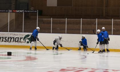 Ishockey, Islandia