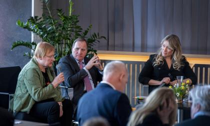 Tarja Halonen, President, Stefan Löfven, fd statsminister, Liz Lindvall, Kastelholmssamtalen,  foajén på Alandica,