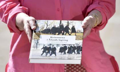 Agneta Karlsson,författare, Kvinnorna i Ålands Lagting, boksläpp