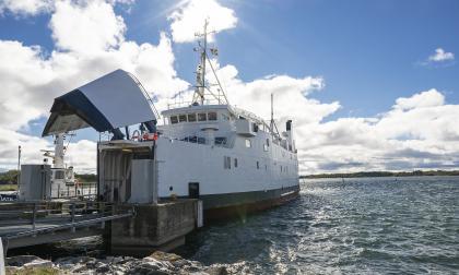 Skärgårdstrafiken, Ålandstrafiken, passagerare om eventuella indragningar på Tvärgående linjen. Odin *** Local Caption *** @Normal:Ms Odin trafikerar den tvärgående linjen, från Snäckö hamn i Kumlinge (bild) till antingen Överö eller Långnäs.