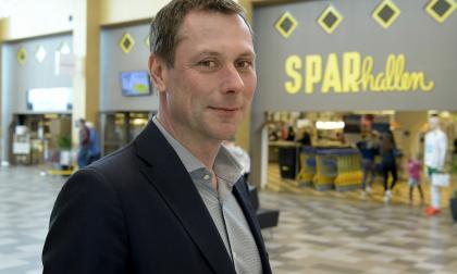 300418 , 30042018 , 20180430 , Maxinge o Sparhallen säljs , Dan-Johan Dahlblom och Dick Sirén har nu tagit i hand på en försäljningav Maxinge och Sparhallen köpare Dan-Johan Dahlblom och Trivsel Ab