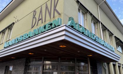 Ålandsbanken redovisar en rörelsevinst på 17,3 miljoner euro för årets tredje kvartal.Robert Jansson