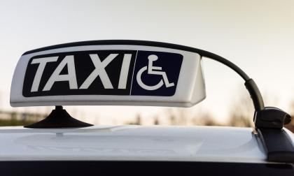 Polisen misstänker ett taxiföretag för grovt bedrägeri mot KST.
<@Fotograf>iStock