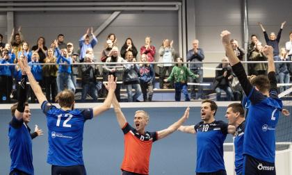 Volleyherrarna säkrade seriesegern på hemmaplan inför över 170 åskådare på plats i Vikingagården, Jomala.