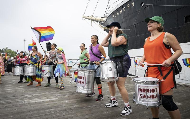 Åland pride, Prideparad, Åland100queer, Regnbågsfyren