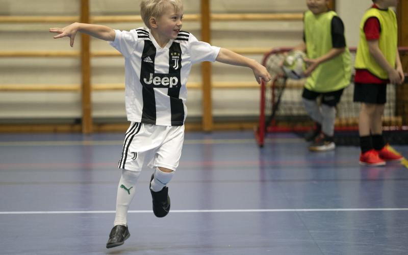 Fotboll IFK Mariehamn P-17, juniorlag med flera pappor som spelat i IFKs ligalag. 