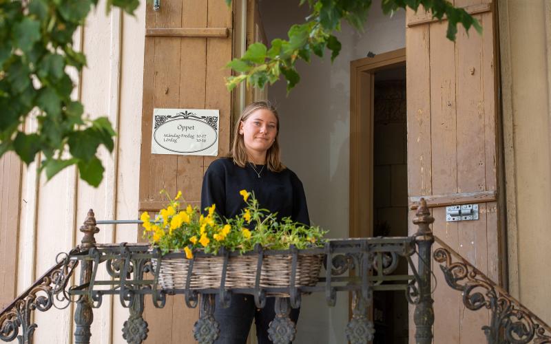 sommarjobbare, caf, Svarta katten, Alva Jansson, Cajsa Borgstrm