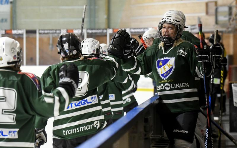 120920 , 12092020 , 20200912, Hockey , Ishockey , IFK damer gjorde debut i finska serien Mestiskvalet , Mastis serien , Islandia, i båset nr:6 Katja Juslin