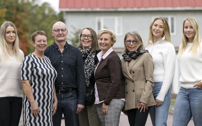 Folkhälsan, Lucia, Luciakommittén,  *** Local Caption *** @Bildtext:Här är årets luciakommitté: Lena Skogberg, Ann Eriksson, vice ordförande Mats Danielsson, Regina Santamäki-Fischer, ordförande Gunilla G Nordlund, Tinca Björke, Moa Larsson och Rebecca Nordenström. På bilden saknas Mirjana Babic och Dan Ferna.