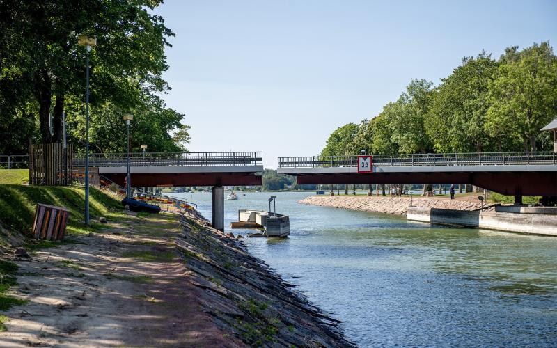 För några veckor sedan krockande en fritidsbåt nästan med Sunnan i Lemströms kanal. <@Fotograf>Hülya Tokur-Ehres