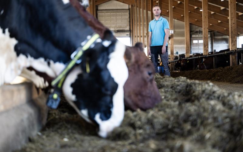 Kristoffer Lundberg, som också driver Haga kungsgård, är Ålands största mjölkproducent och hade inte förväntat sig en konkurs av Gesterby mjölk, men medger att utvecklingen de senaste veckorna gjorde det oundvikligt.