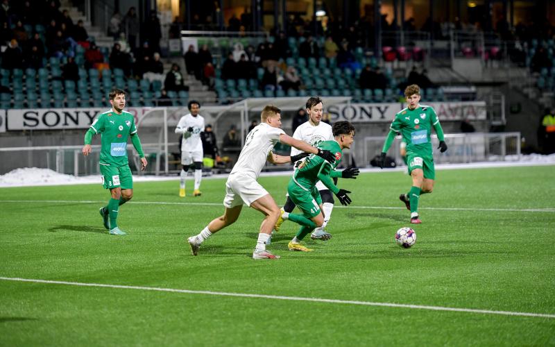 IFK Mariehamn åkte på förlust på hemmaplan i Ligacupen mot nykomlingen Ekenäs IF. 