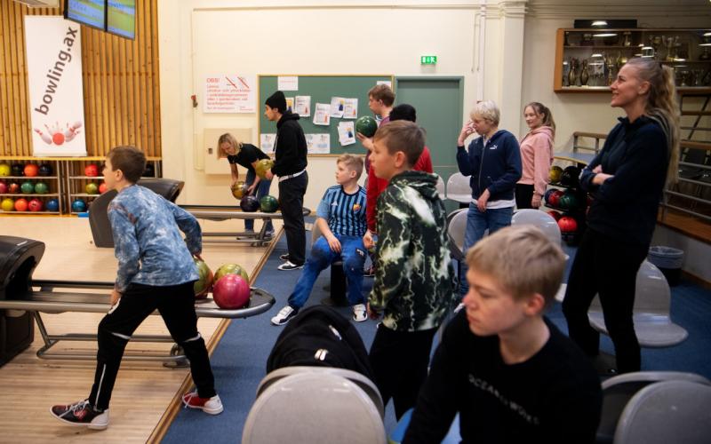 Det var bra uppslutning när Tobaksfri Duo ordnade jullovsbowling.