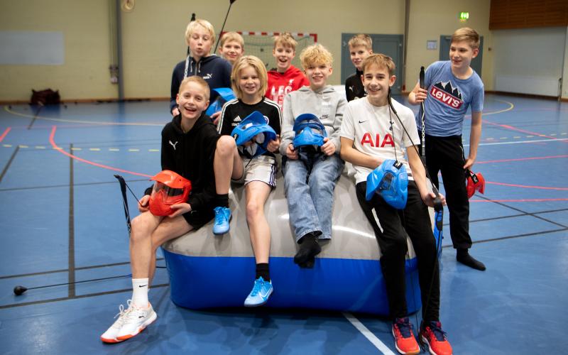 Isac Fjällid, Sander Sundling, Vilgot Lindholm, August Lindholm, Jesper Skog, Kasper Skog, Emil Öström, Ian Taravosh och Axel Hildén.