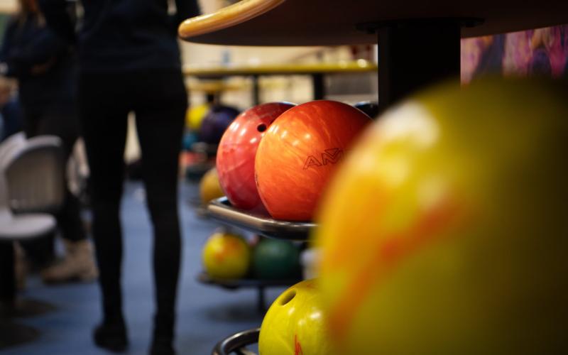 Tobaksfri Duo ordnade bowling på Idrottsgården.