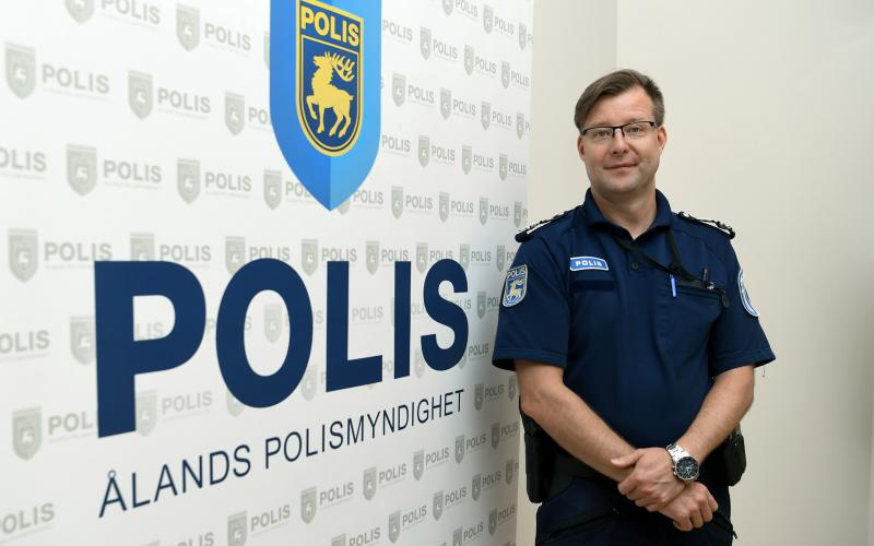 I de här fallen var det inte korrekt att polisen plockade bort registerskyltarna från bilarna med besiktningskrav för att få tillbaka dem. Det säger polismästare Johan Pawli.<@Fotograf>Robert Jansson