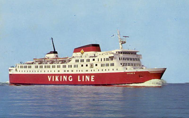 Viking 5 var det första fartyget att trafikera linjen Stockholm–Helsingfors. <@Fotograf>Viking Line