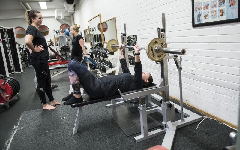 Mariehamns stad har i dag en prissättning på gymkort som är långt under det rådande marknadspriset. Det är dags för stadens politiker att fundera över vad dylika prissättningar sänder för signaler till de privata skattebetalande företagen.