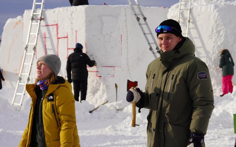 Arvid Westerholm tillsammans med en lagkamrat.