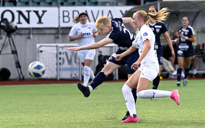 Olivia Ulenius (bilden) och Tilda Råtts är uttagna i Finlands U19-landslag.<\n><@Fotograf>Robert Jansson