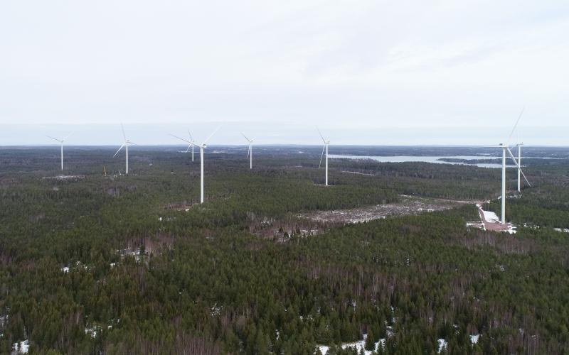 Ljudnivån från vindkraftverken i Långnabba, Eckerö har varit föremål för diskussion. I våras lämnades ett medborgarinitiativ till kommunen. <@Fotograf>Robert Jansson