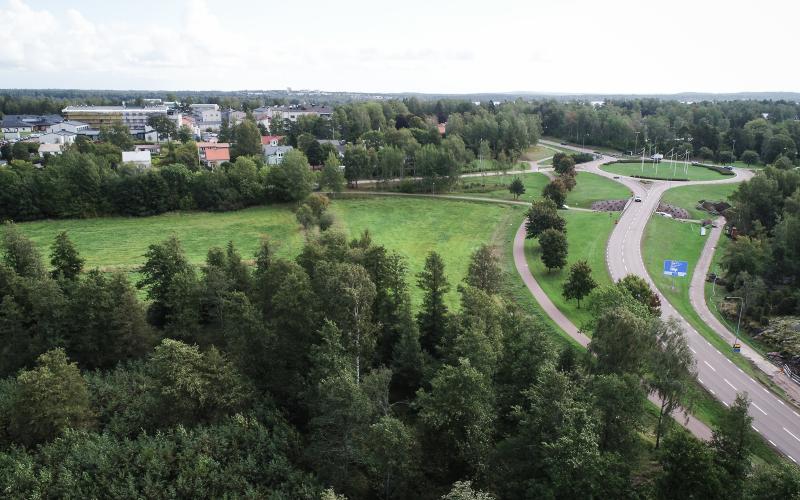 Apalängen är ett av alternativen staden tittar på. Till höger syns Sjukhusrondellen. <@Fotograf>Daniel Eriksson