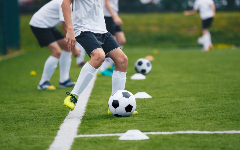 ”Separera på de oliksinnade barnen såväl under träning som match. Att gruppera barnen utifrån intresse och kunnande gagnar alla barn”, skriver insändarskribenten.
<@Fotograf>Istock