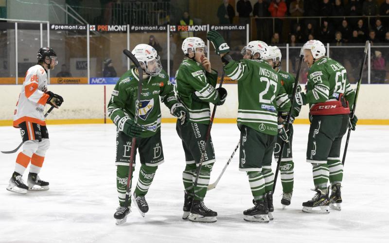 I och med söndagens hemmaseger mot Solna SK har IFK nu säkrat en plats i Alltrean.<@Fotograf>Robert Jansson