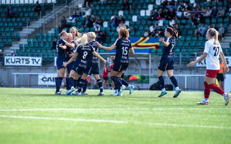 Åland United fick fira elva gånger om hemma mot tabelljumbon PKKU.<\n><@Fotograf>Amir Karbalaei