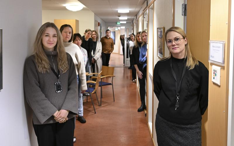 KST växer ur lokalerna. Längst fram syns Jannica Häggblom-Bergman, Amanda Påvals och Maria Gröndahl. 